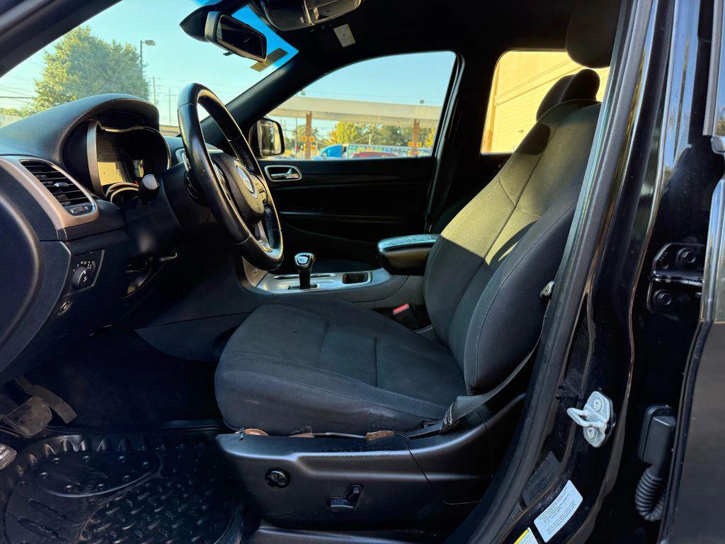 used 2015 Jeep Grand Cherokee car, priced at $12,999