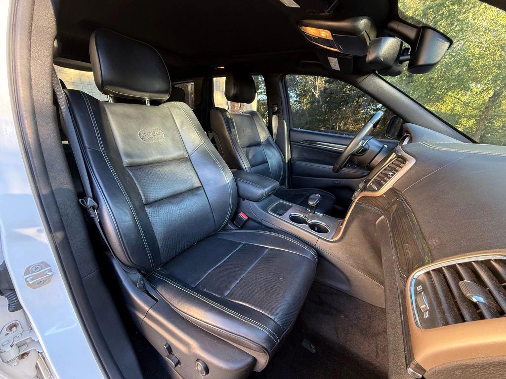 used 2015 Jeep Grand Cherokee car, priced at $12,999