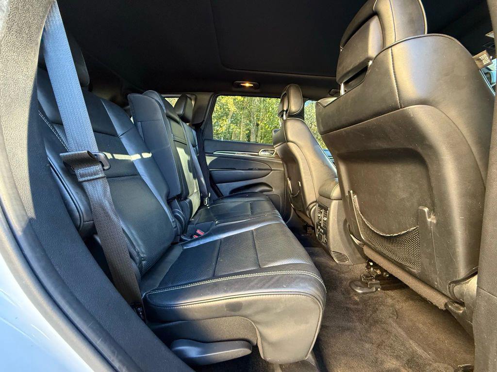 used 2015 Jeep Grand Cherokee car, priced at $12,999