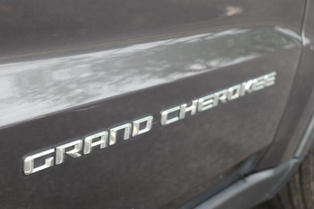 used 2015 Jeep Grand Cherokee car, priced at $13,995