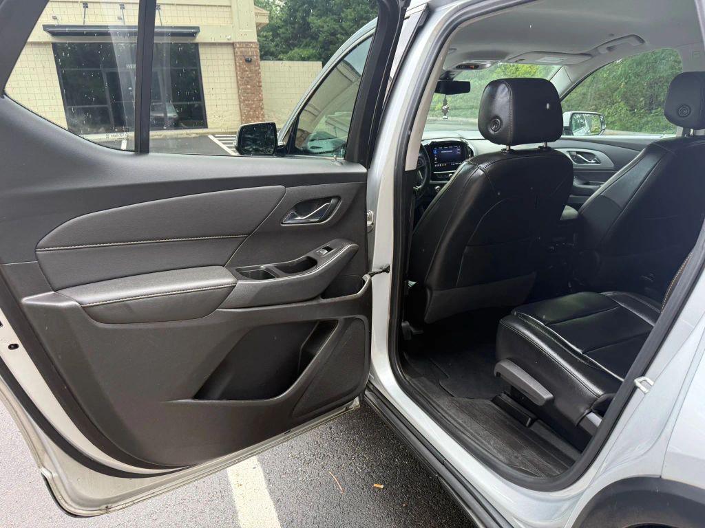 used 2020 Chevrolet Traverse car, priced at $19,999