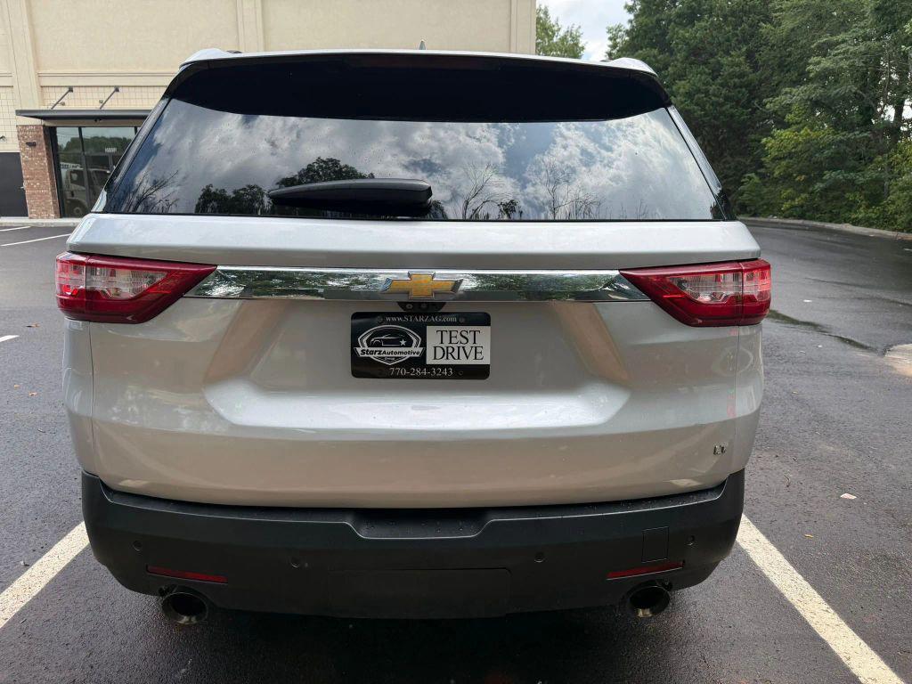 used 2020 Chevrolet Traverse car, priced at $19,999