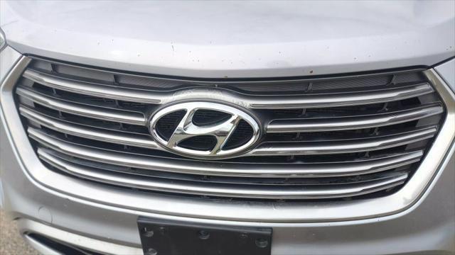 used 2018 Hyundai Santa Fe car, priced at $15,999