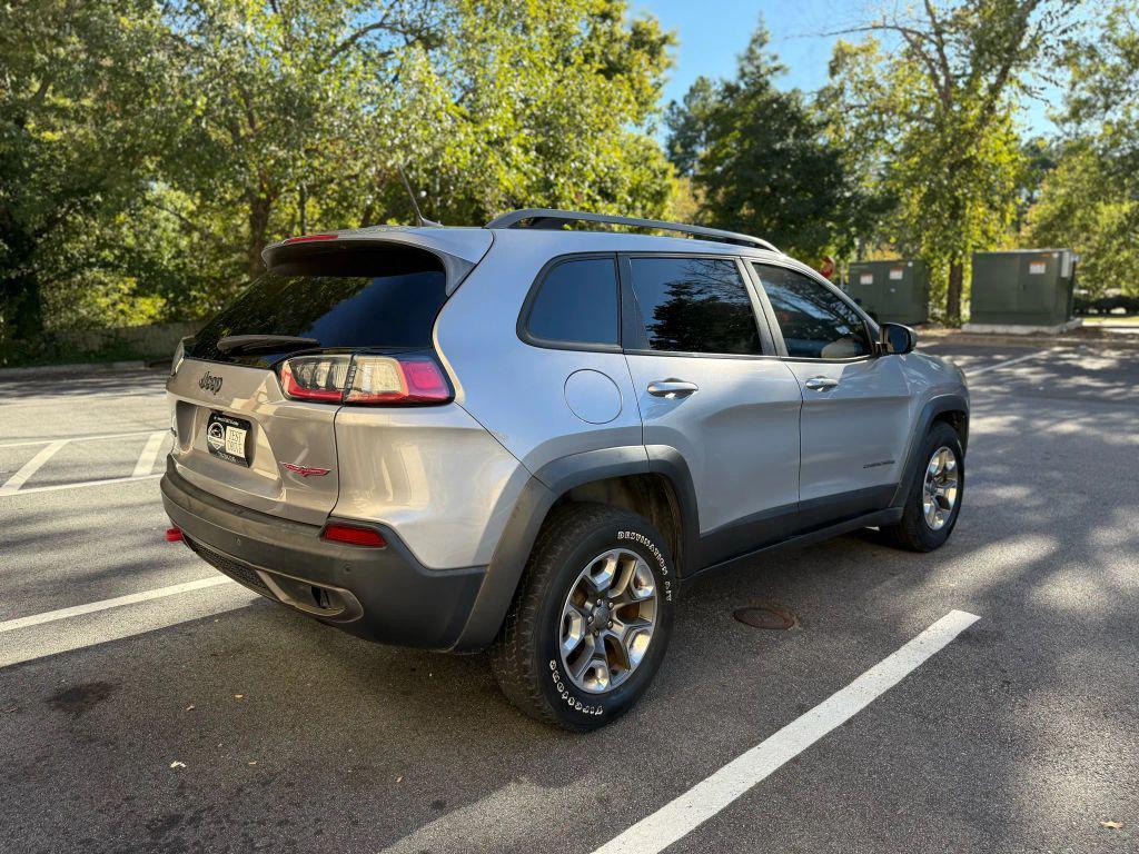 used 2019 Jeep Cherokee car, priced at $13,999