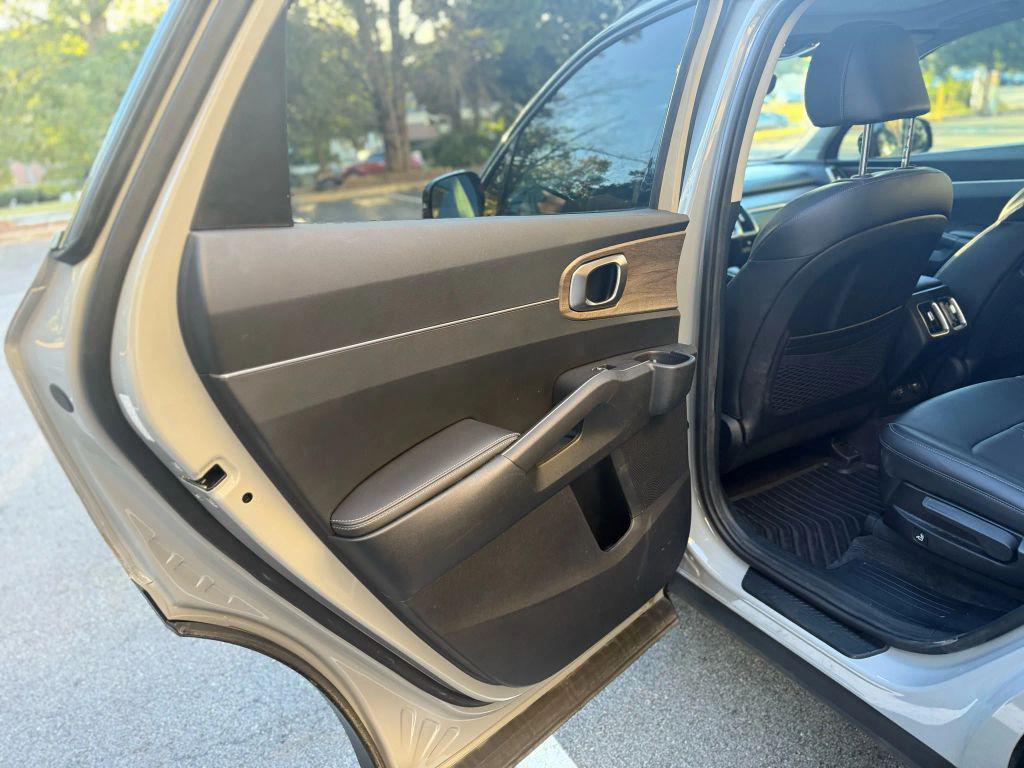 used 2023 Kia Sorento car, priced at $28,999