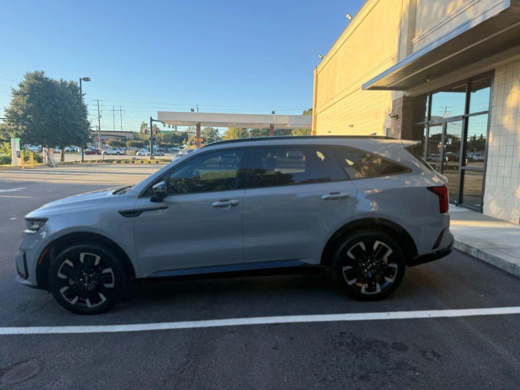 used 2023 Kia Sorento car, priced at $28,999