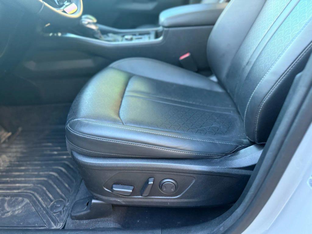 used 2023 Kia Sorento car, priced at $28,999