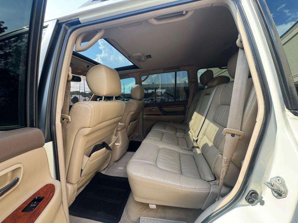 used 2001 Lexus LX 470 car, priced at $14,999