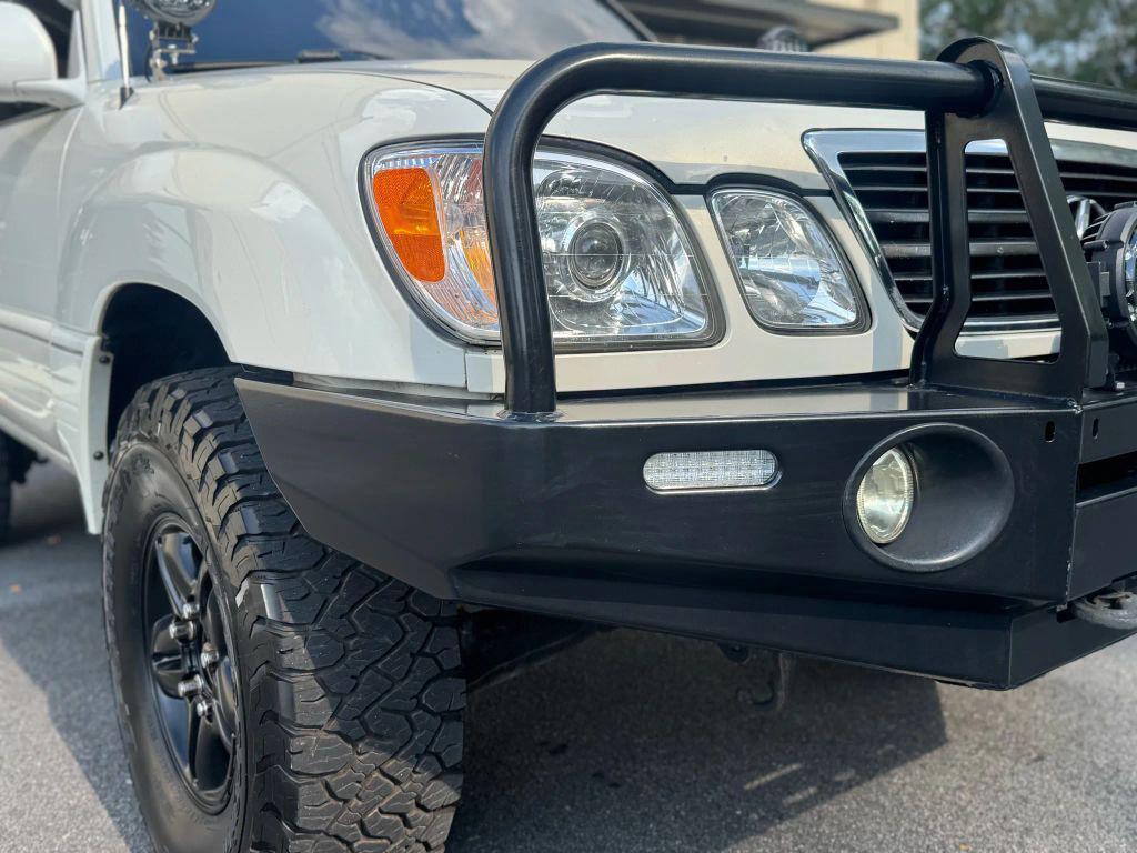 used 2001 Lexus LX 470 car, priced at $14,999