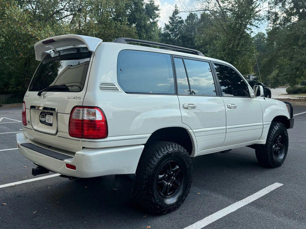 used 2001 Lexus LX 470 car, priced at $14,999