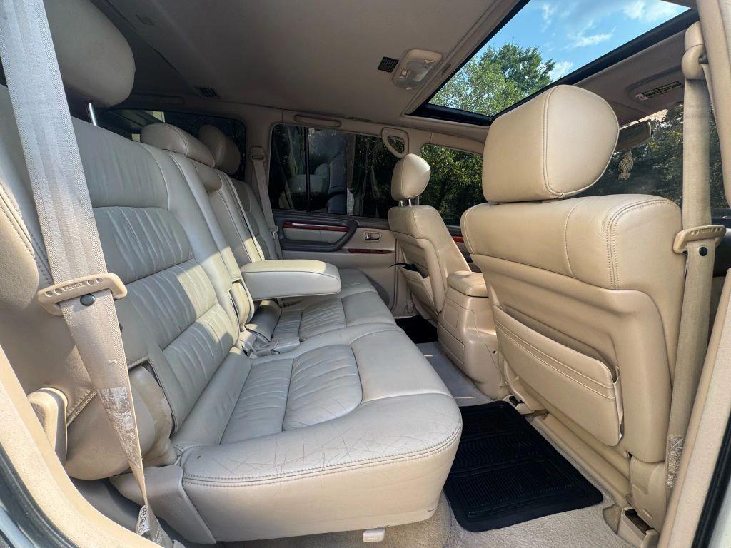 used 2001 Lexus LX 470 car, priced at $14,999