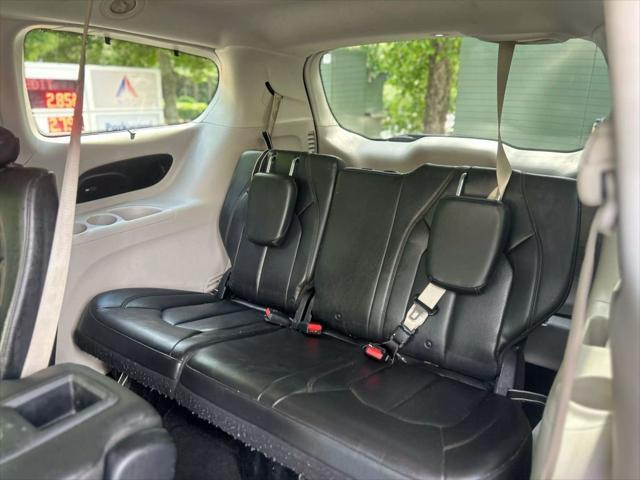used 2017 Chrysler Pacifica car, priced at $10,999