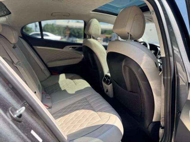 used 2019 Genesis G70 car, priced at $24,999