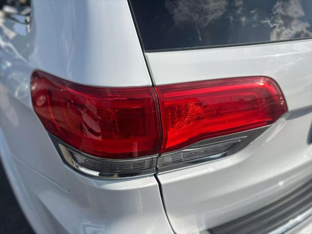 used 2015 Jeep Grand Cherokee car, priced at $12,999