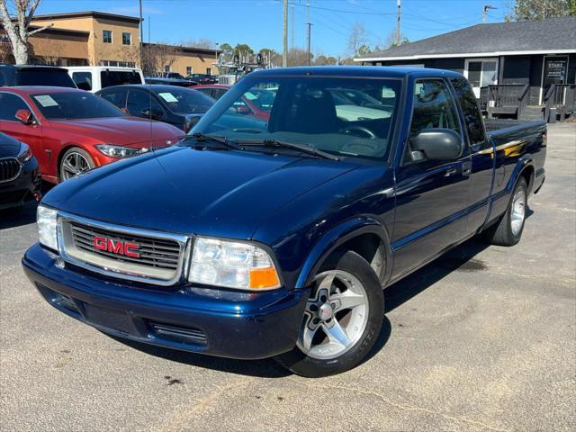 used 2003 GMC Sonoma car, priced at $8,999