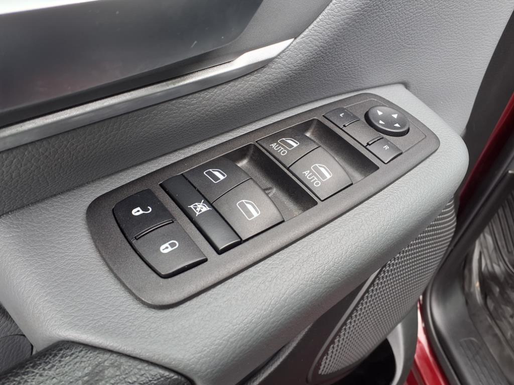 used 2022 Ram 1500 car, priced at $33,120