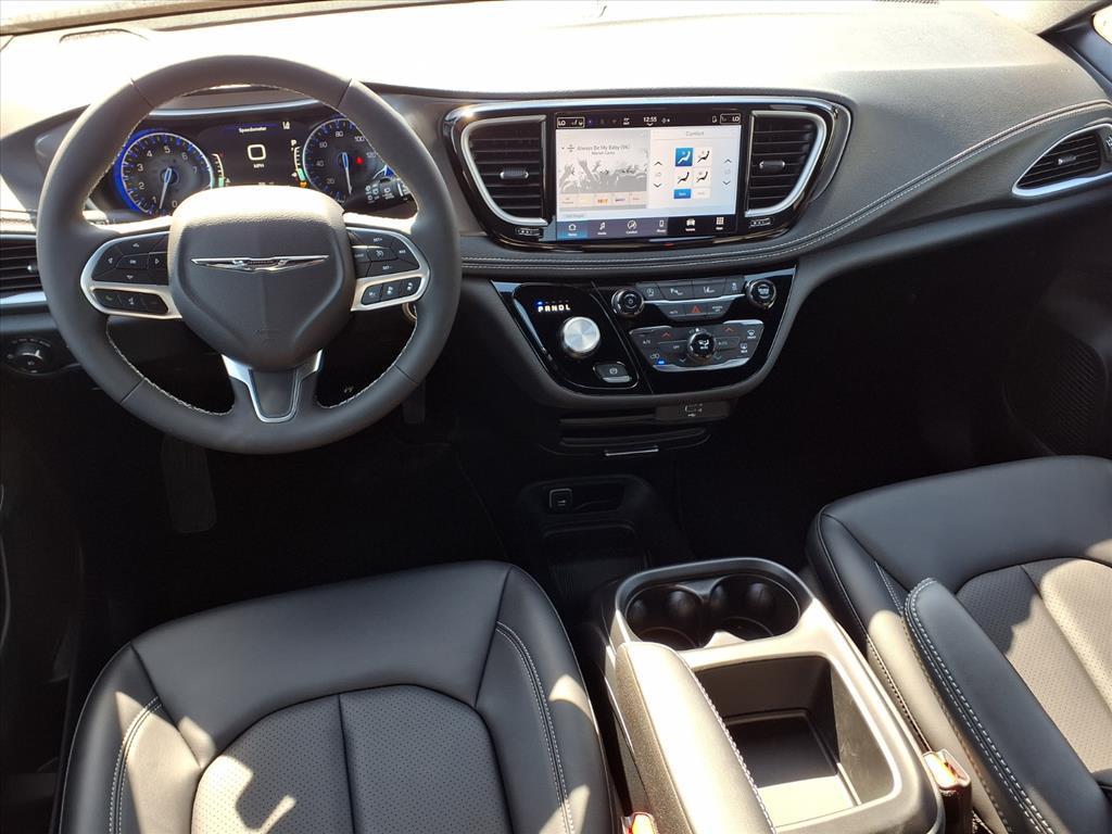 new 2026 Chrysler Pacifica car, priced at $43,460