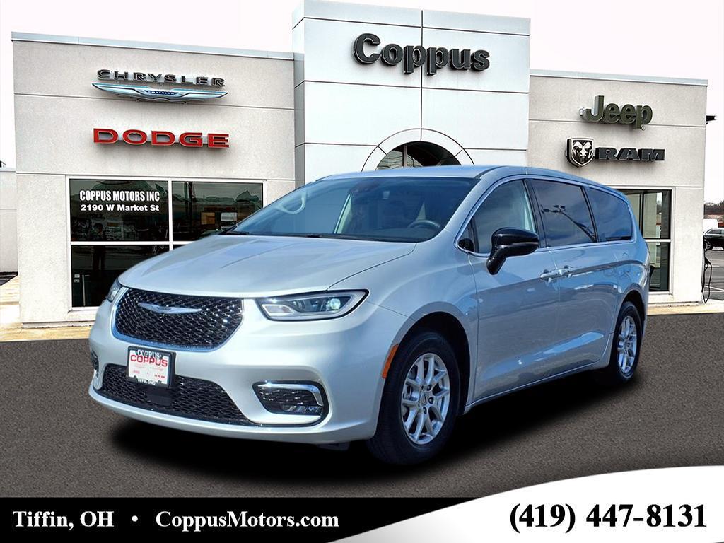 used 2024 Chrysler Pacifica car, priced at $30,350