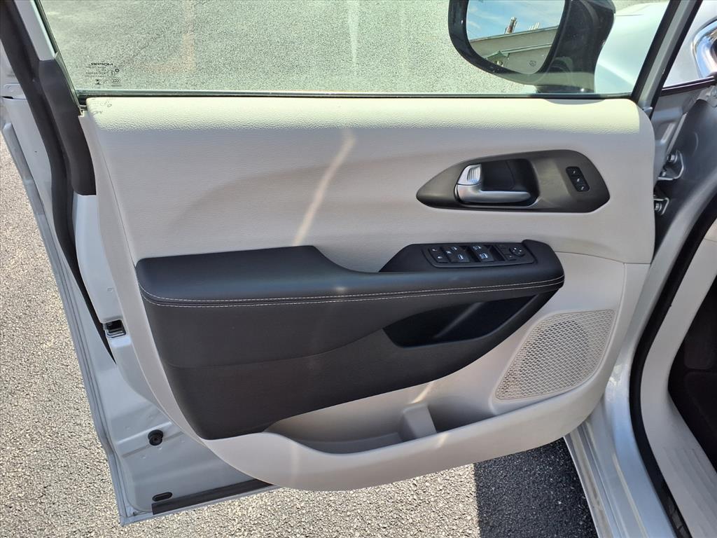 used 2024 Chrysler Pacifica car, priced at $30,350