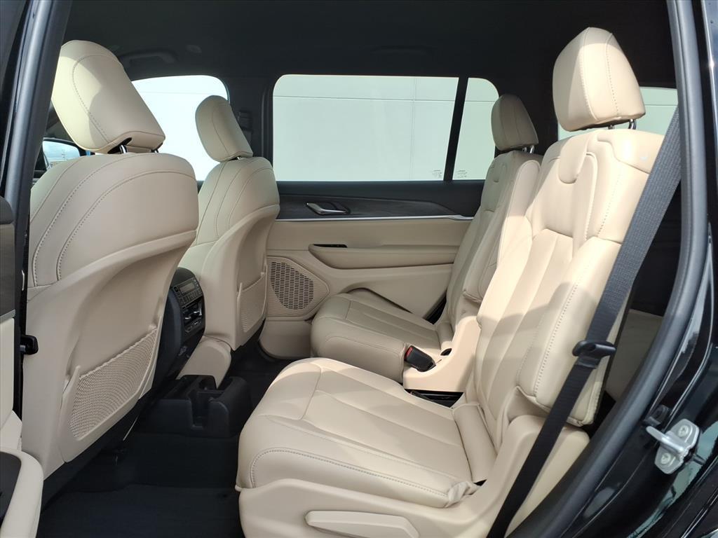 new 2025 Jeep Grand Cherokee L car, priced at $50,980