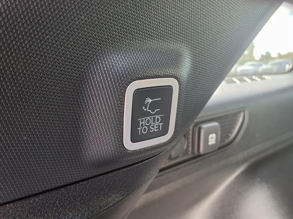 new 2025 Jeep Grand Cherokee car, priced at $45,730