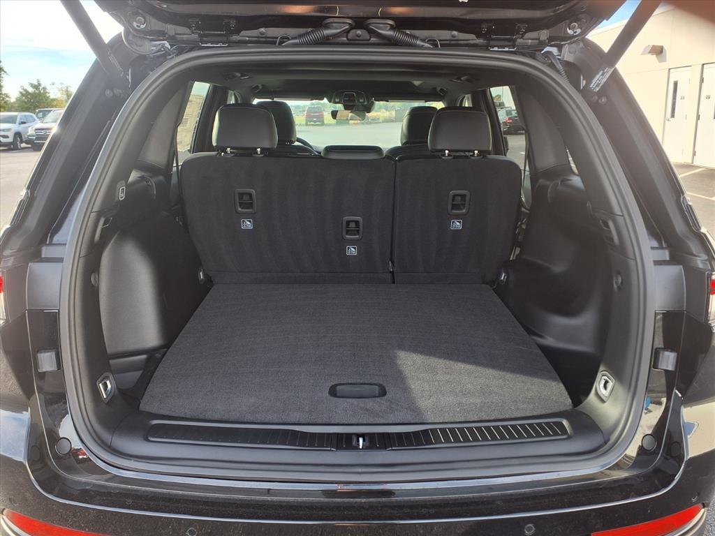 new 2025 Jeep Grand Cherokee car, priced at $45,730