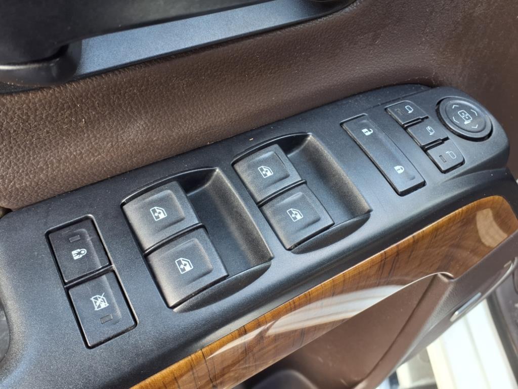 used 2018 GMC Sierra 1500 car, priced at $24,335