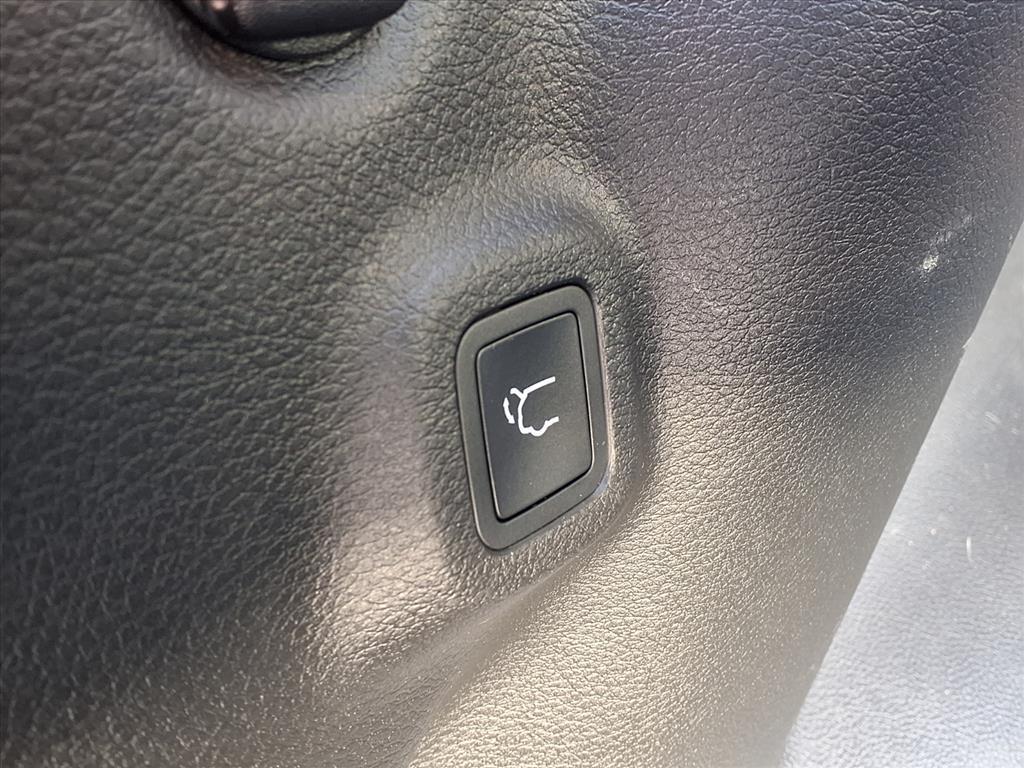 used 2022 Jeep Compass car, priced at $24,200