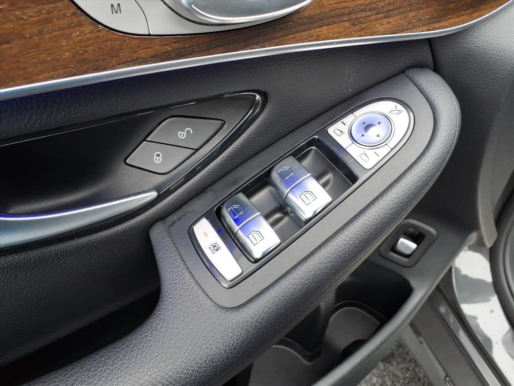 used 2020 Mercedes-Benz GLC 300 car, priced at $21,997