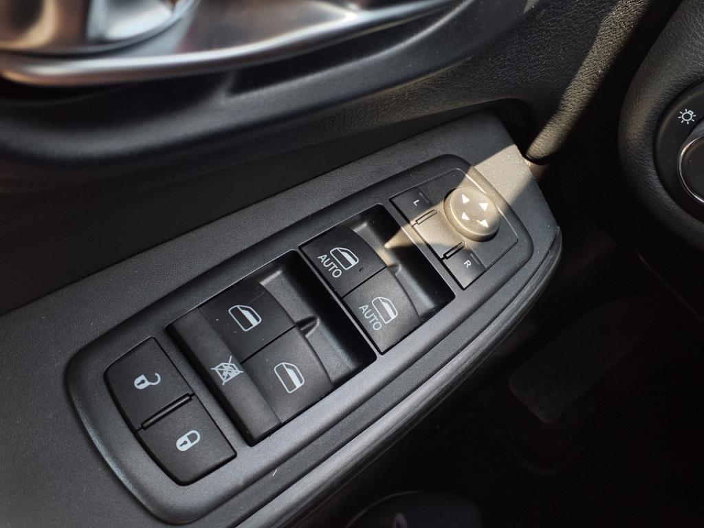 used 2017 Jeep Cherokee car, priced at $9,980