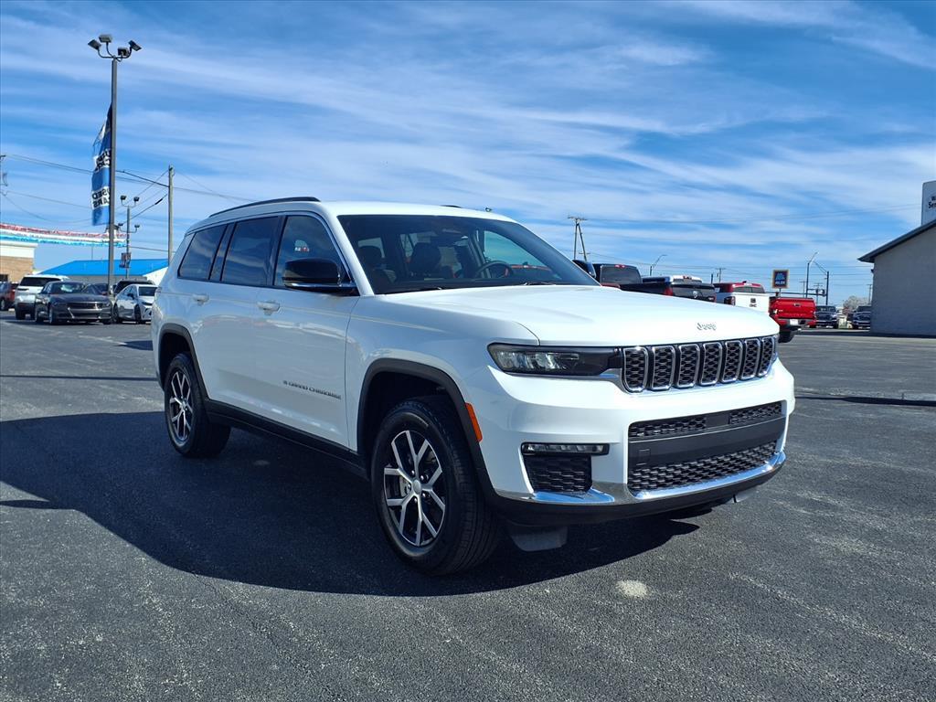 new 2025 Jeep Grand Cherokee L car, priced at $46,900