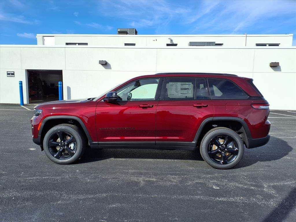 new 2025 Jeep Grand Cherokee car, priced at $49,320