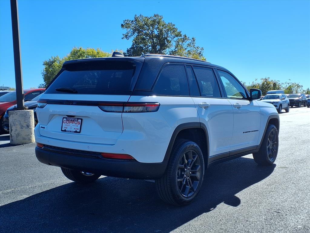 new 2025 Jeep Grand Cherokee car, priced at $53,140