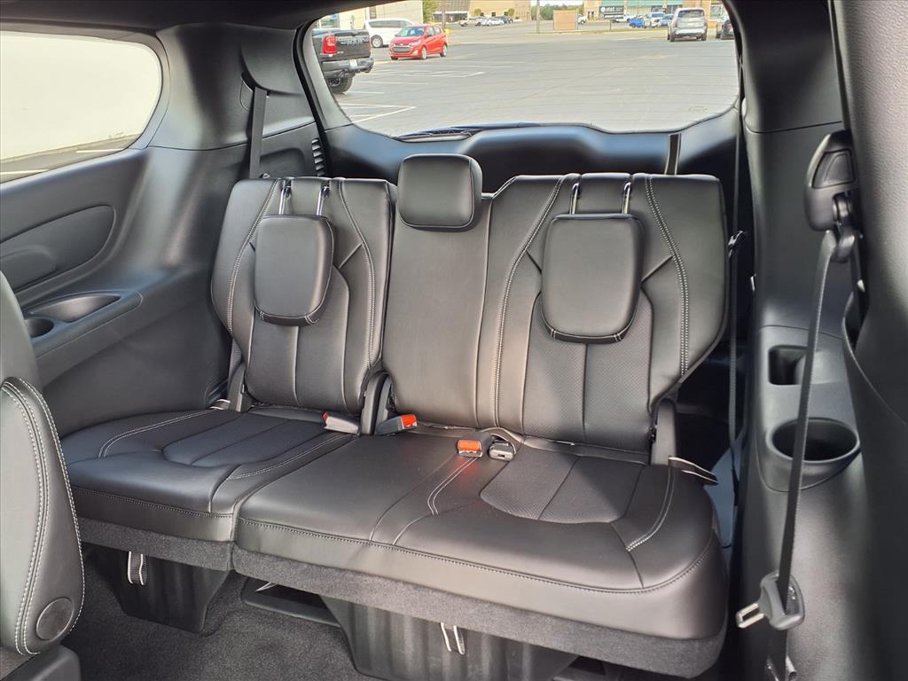 new 2026 Chrysler Pacifica car, priced at $46,785