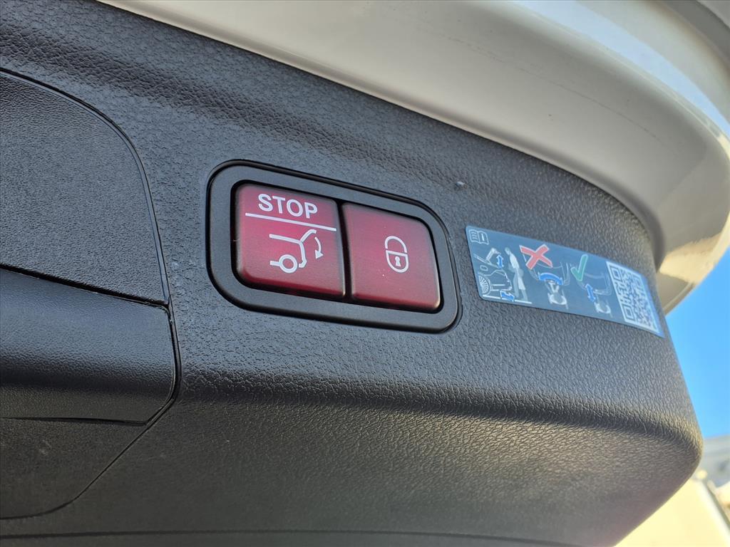 used 2022 Mercedes-Benz GLE 350 car, priced at $42,997