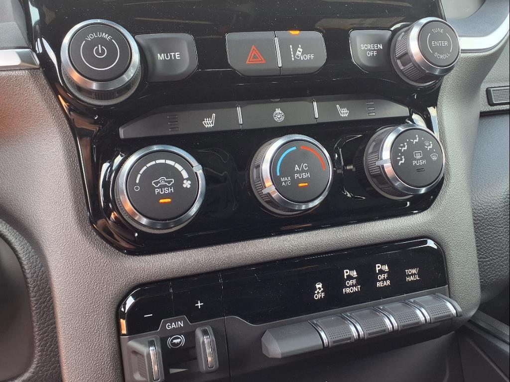 new 2025 Ram 1500 car, priced at $55,355
