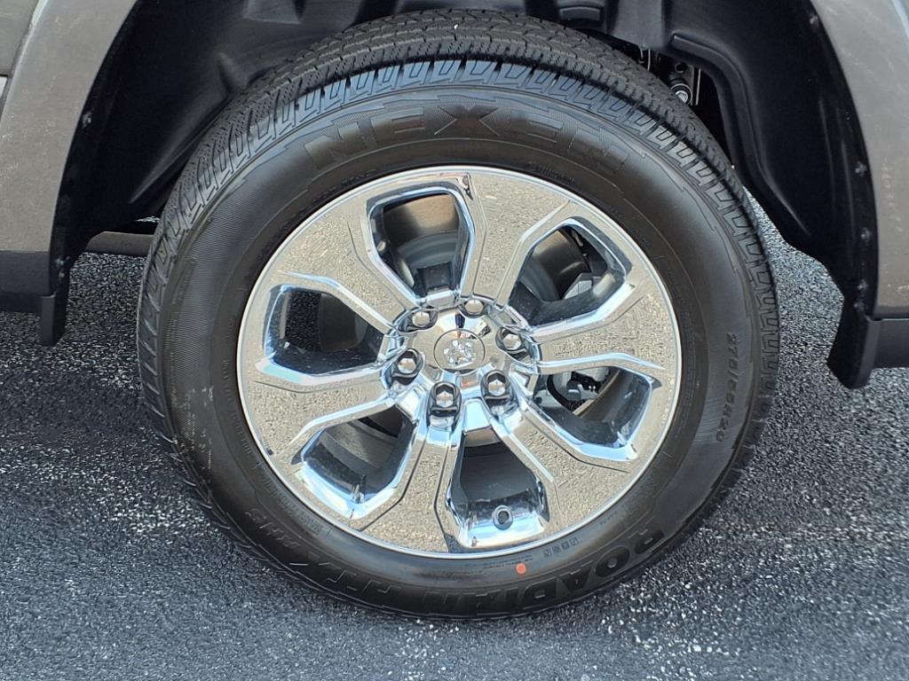 new 2025 Ram 1500 car, priced at $55,355