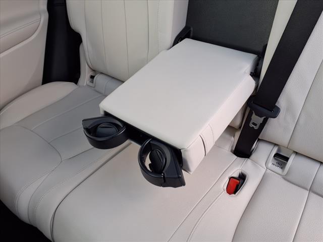 used 2024 Mercedes-Benz GLB 250 car, priced at $40,997