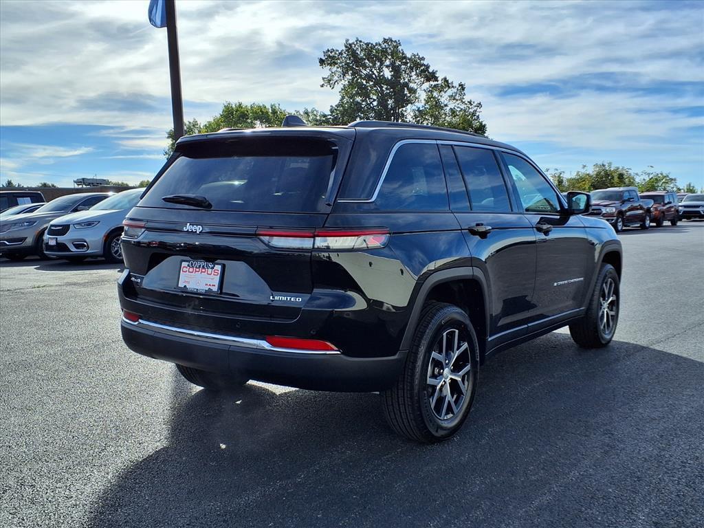 new 2025 Jeep Grand Cherokee car, priced at $46,795