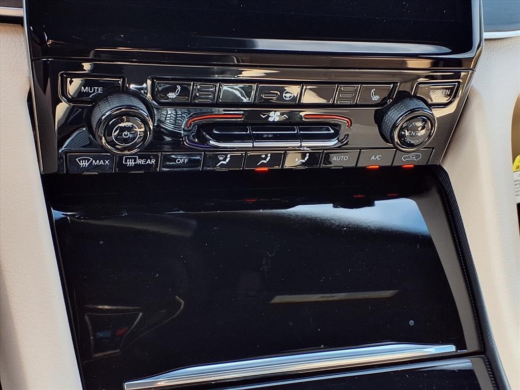 new 2025 Jeep Grand Cherokee car, priced at $46,795
