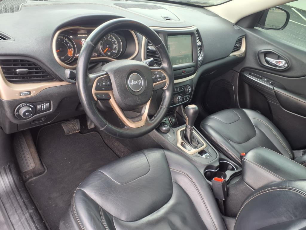 used 2015 Jeep Cherokee car, priced at $9,235