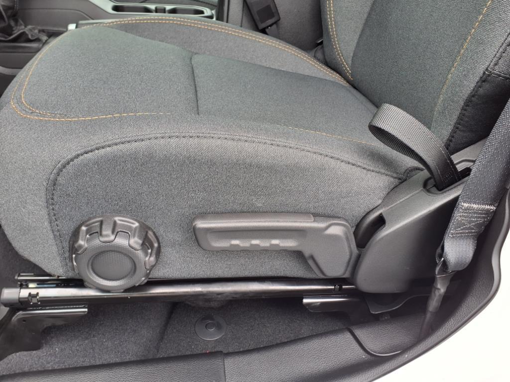 new 2025 Jeep Wrangler car, priced at $49,375