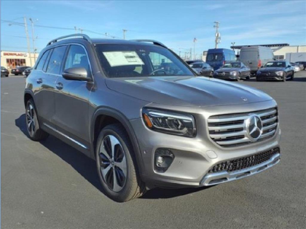 used 2024 Mercedes-Benz GLB 250 car, priced at $41,879