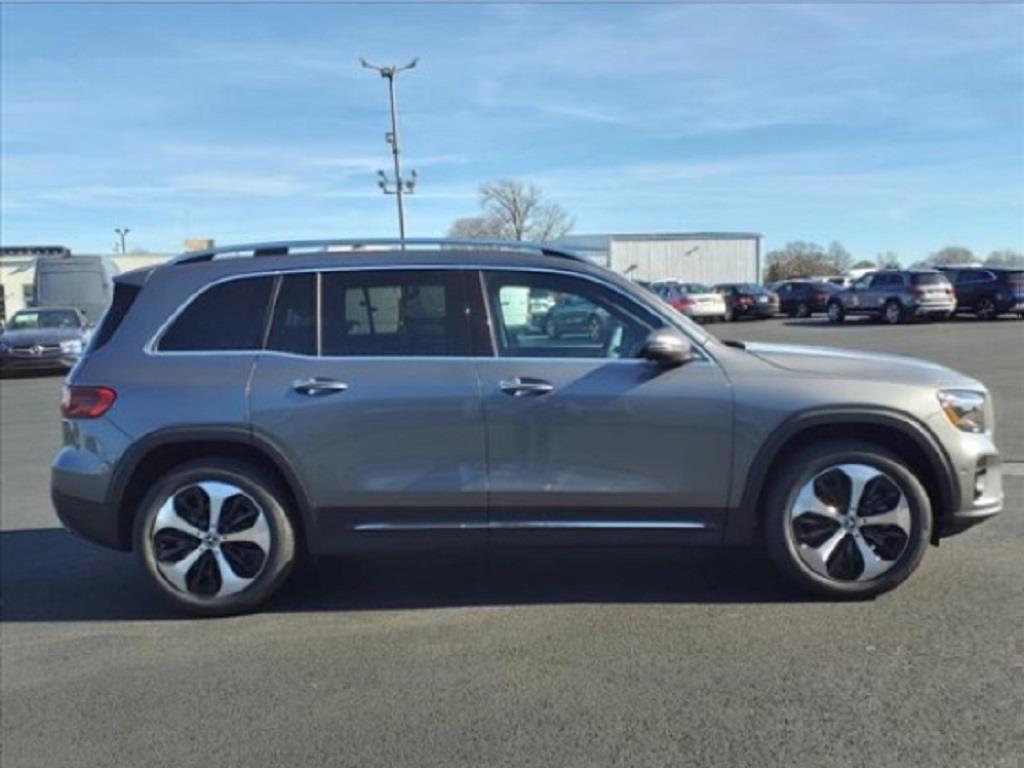 used 2024 Mercedes-Benz GLB 250 car, priced at $41,879