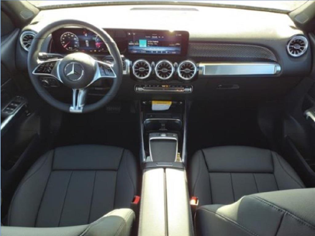 used 2024 Mercedes-Benz GLB 250 car, priced at $41,879