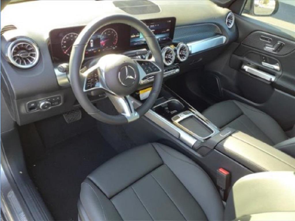used 2024 Mercedes-Benz GLB 250 car, priced at $41,879