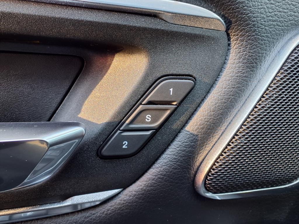 used 2022 Ram 1500 car, priced at $39,990