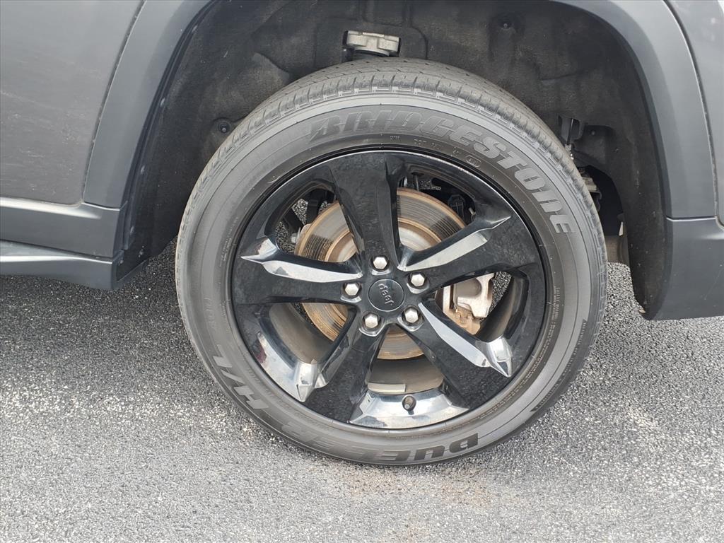 used 2022 Jeep Grand Cherokee L car, priced at $32,860