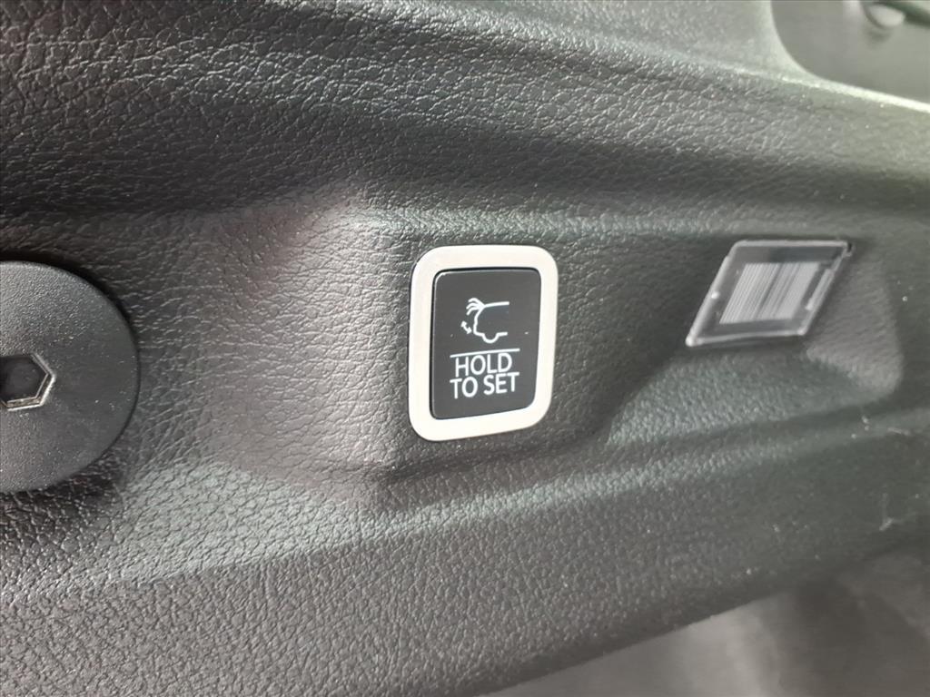 used 2022 Jeep Grand Cherokee L car, priced at $32,860