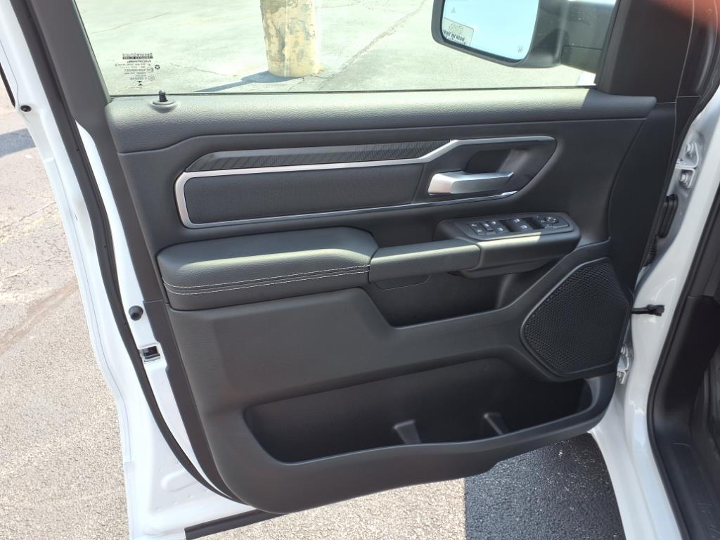 new 2025 Ram 1500 car, priced at $55,275